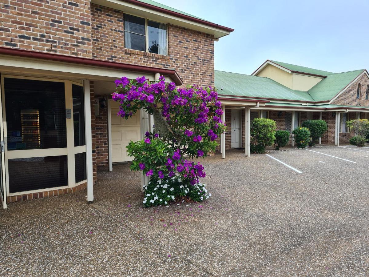 Country Gardens Motor Inn 투움바 외부 사진